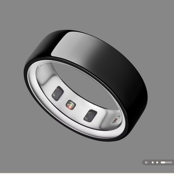 Oura Ring 4 - Black - Size 8 - Picture 1 of 14